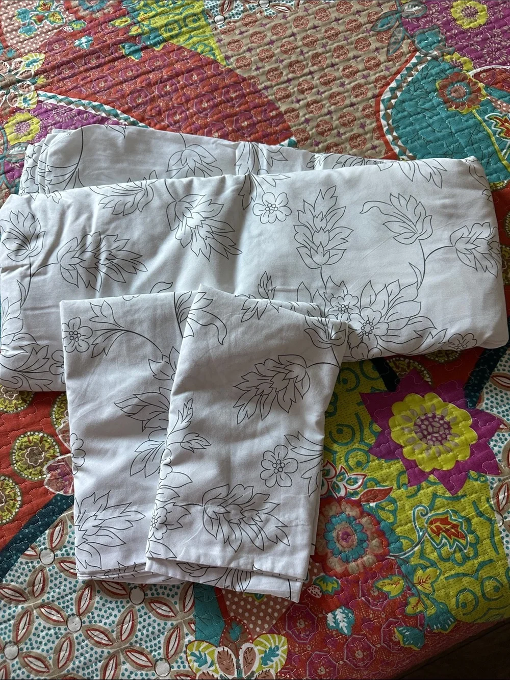 King Sized Duvet Cover with 2 KS shams